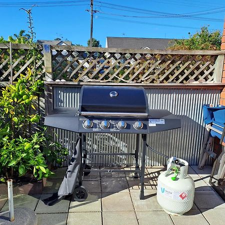 Riviera Casa - Mount Maunganui Holiday Home المظهر الخارجي الصورة