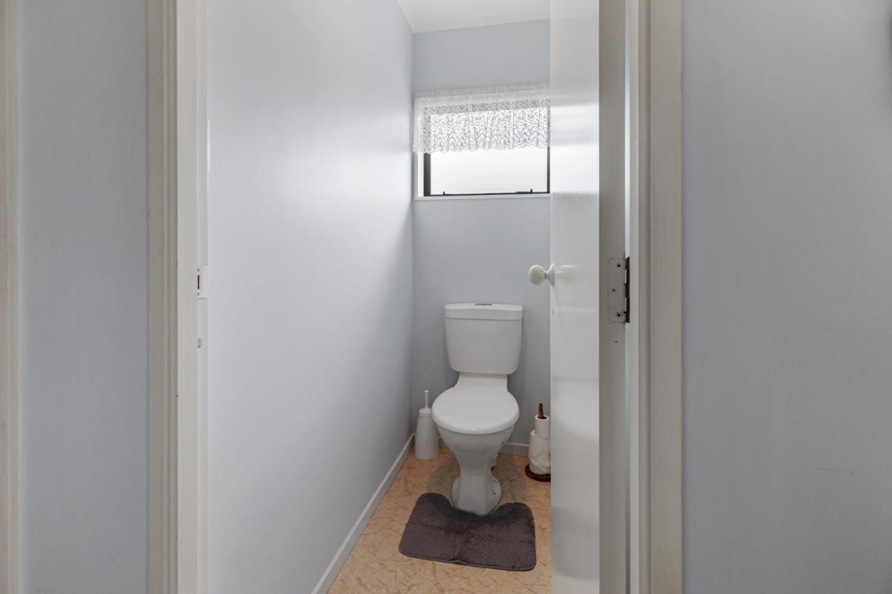 Riviera Casa - Mount Maunganui Holiday Home المظهر الخارجي الصورة
